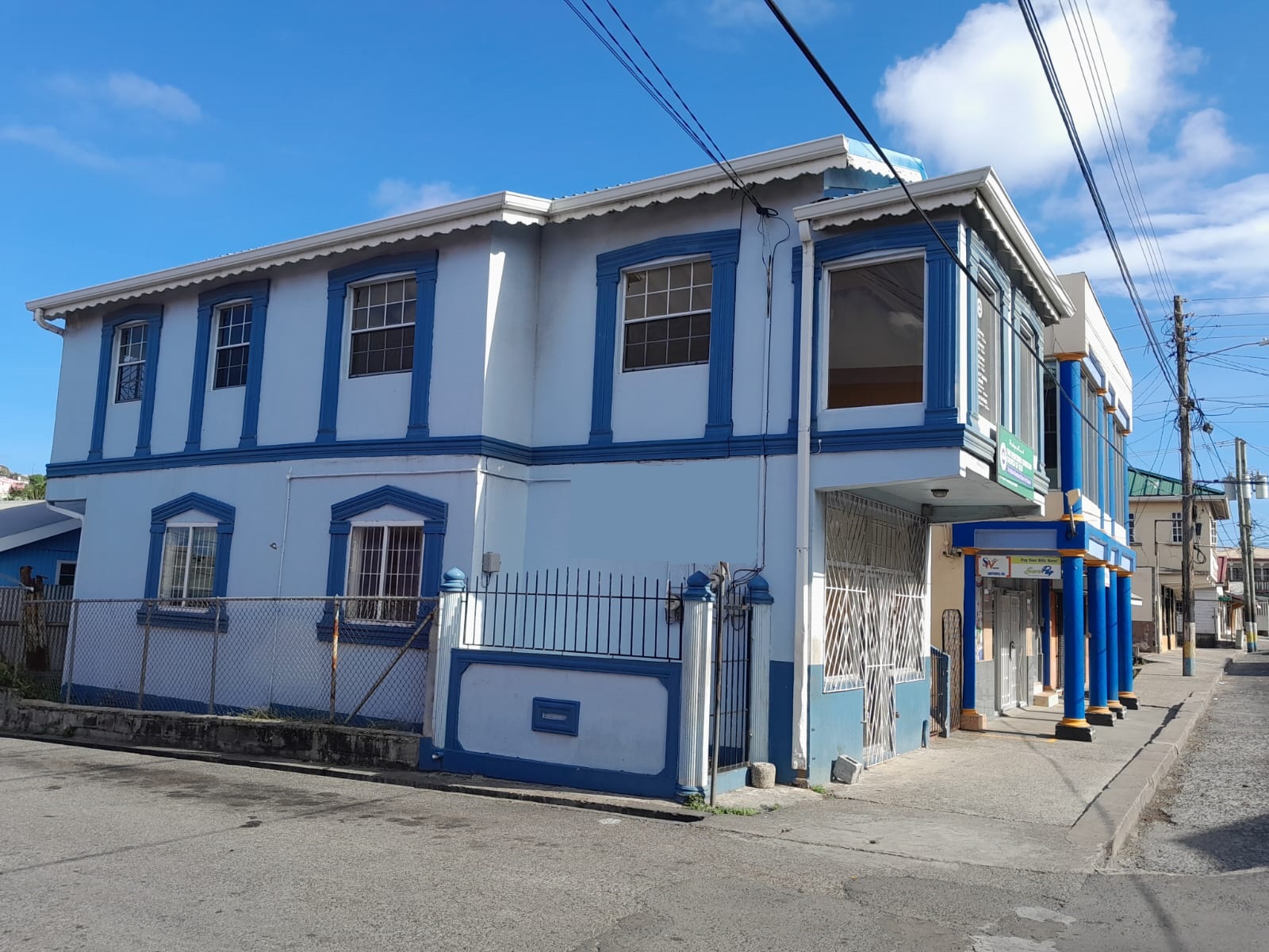 C019 NEWLY RENOVATED COMMERCIAL PROPERTY FOR SALE IN VIEUX FORT St Lucia Great Property Deals