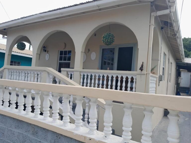 S049 – RESIDENTIAL BUNGALOW FOR SALE IN VIEUX FORT